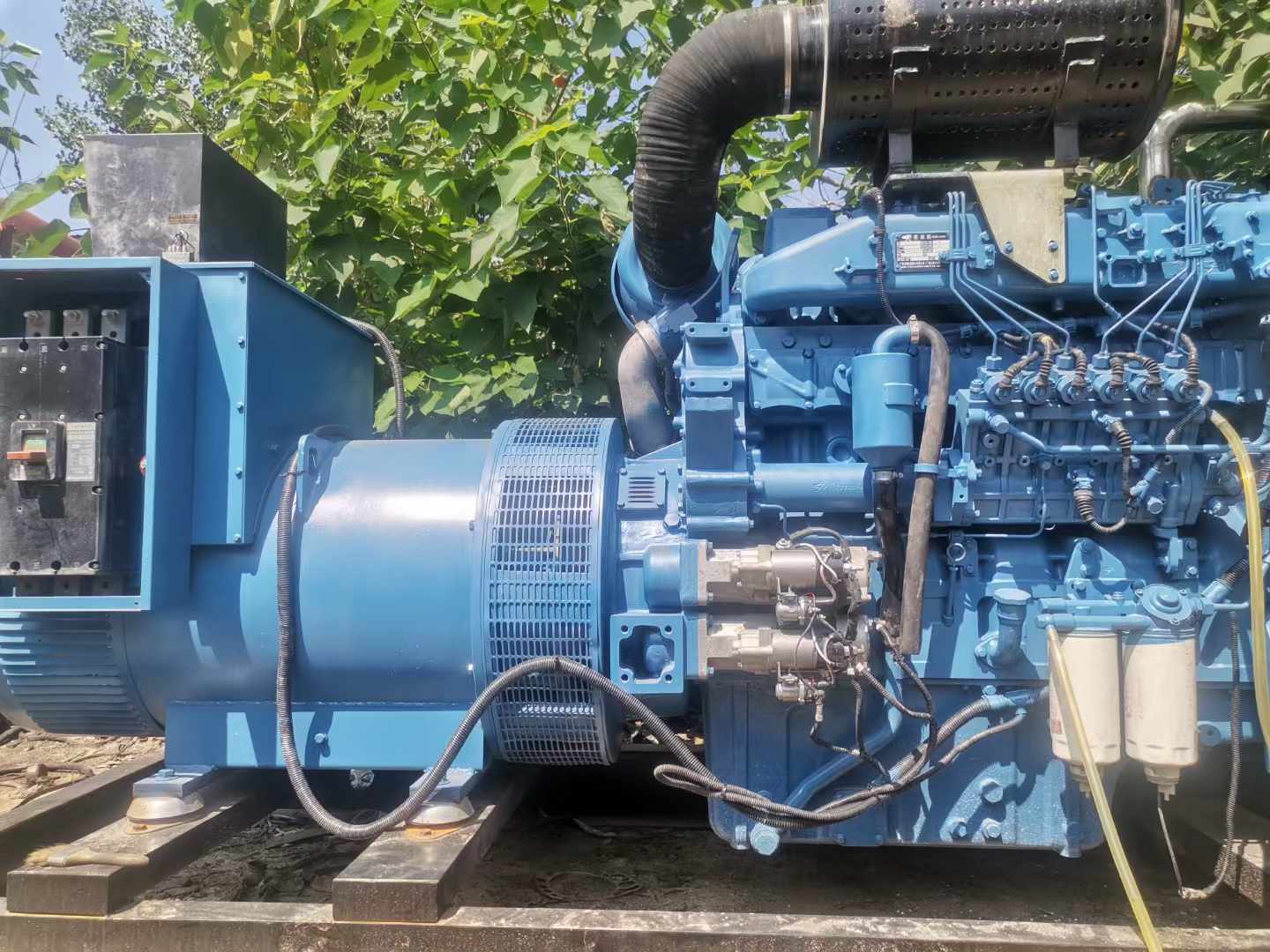 彭泽详细说明降低 800kW 柴油发电机输出电流波动的方法